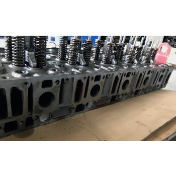  Cylinder Head for Mercedes Actros MP4