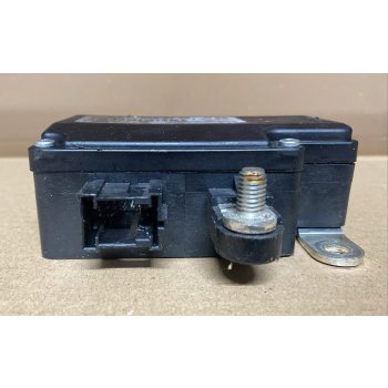 Mercedes Benz Battery Computer A2115402745